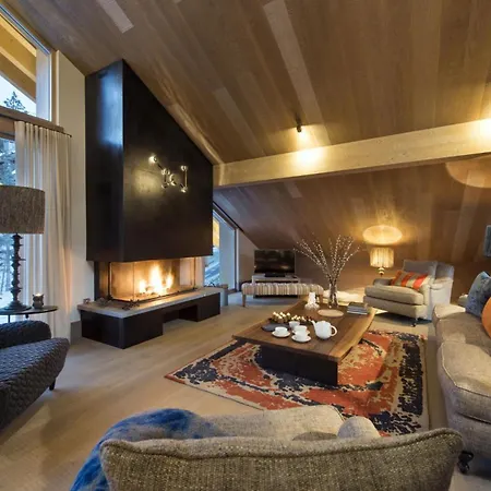 Beyond The Ordinary: Alpine Chalet Living In 아파트 필름